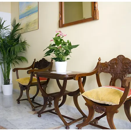 Candisol Cozy Szálloda Torremolinos
