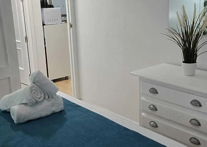 Candisol Cozy Hotel 2*